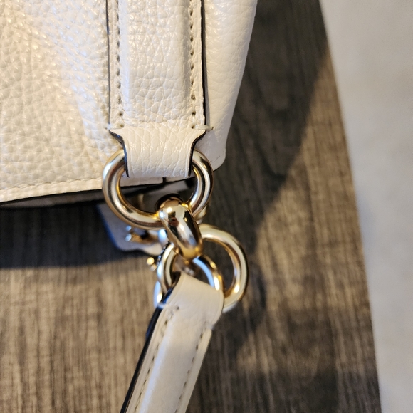 NWOT Coach Hallie Shoulder Bag Tote Pebble Leather White/Gold - Picture 15 of 16